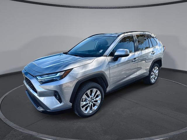 2023 Toyota RAV4 XLE Premium's photo