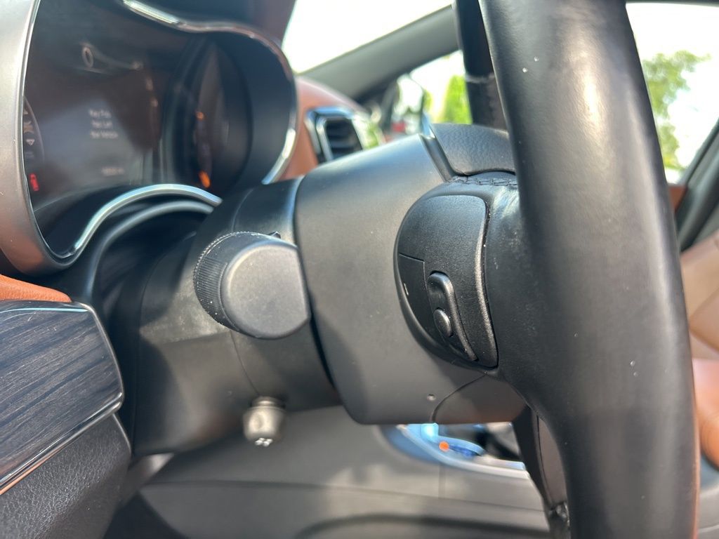 2021 Jeep Grand Cherokee Overland photo 35