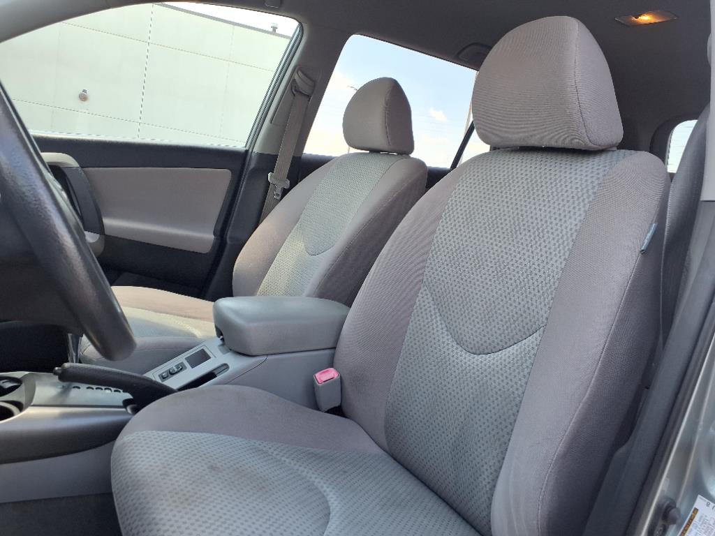 2007 Toyota RAV4 Base photo 6