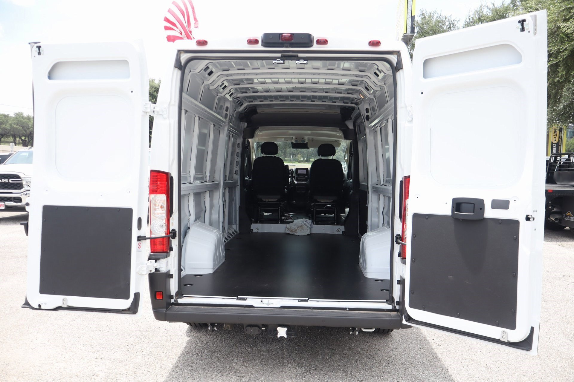 2025 Ram ProMaster 3500 photo 17