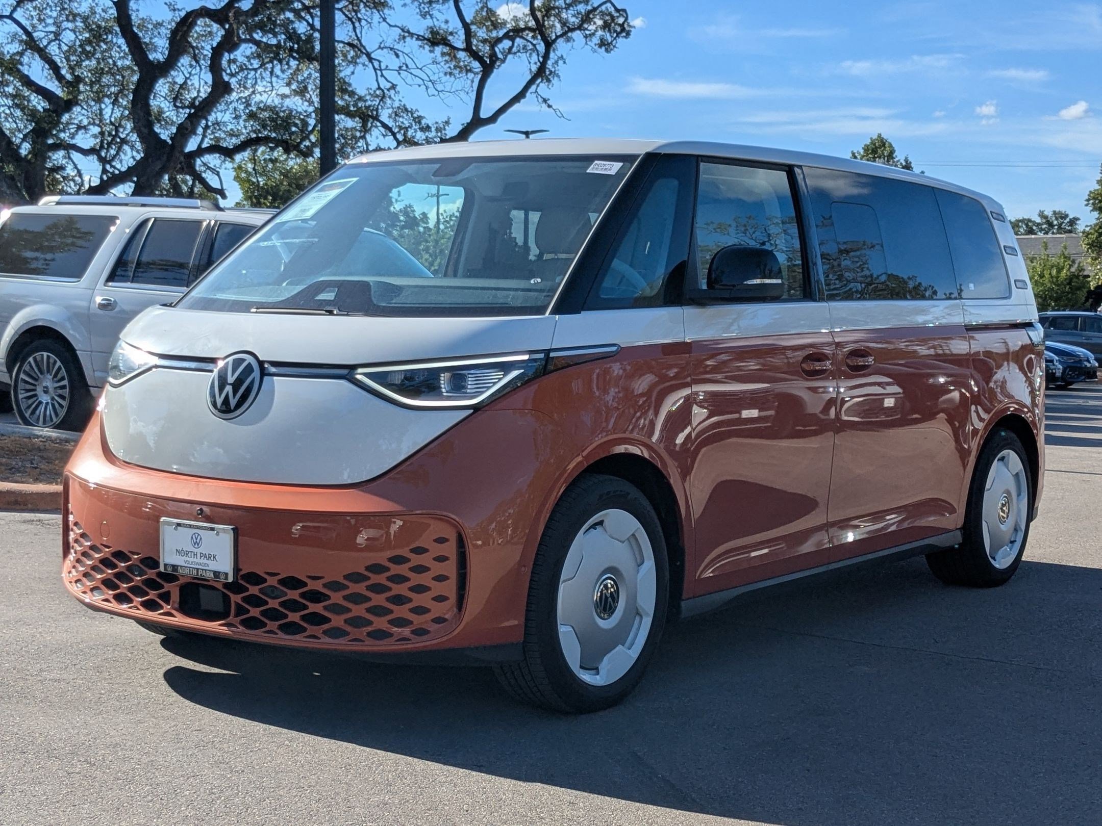 2025 Volkswagen ID. Buzz photo 3