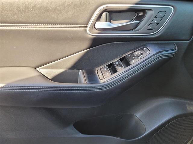2021 Nissan Rogue SL photo 30
