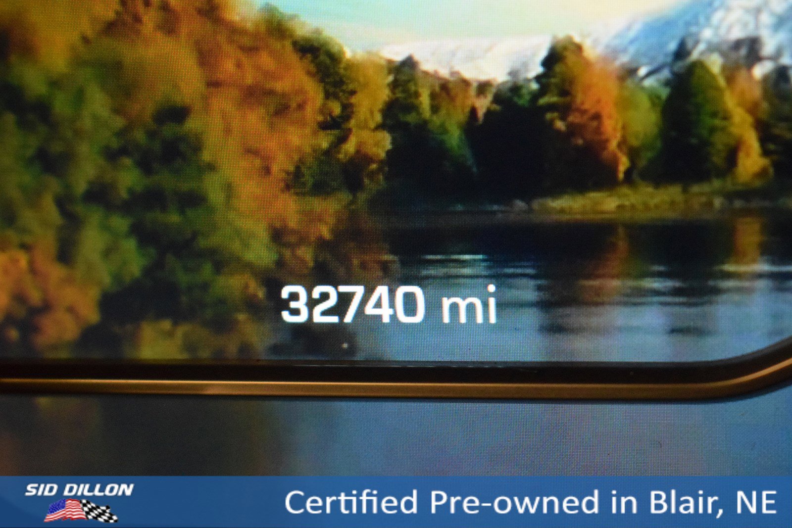 2023 Chevrolet Silverado 1500 High Country photo 12
