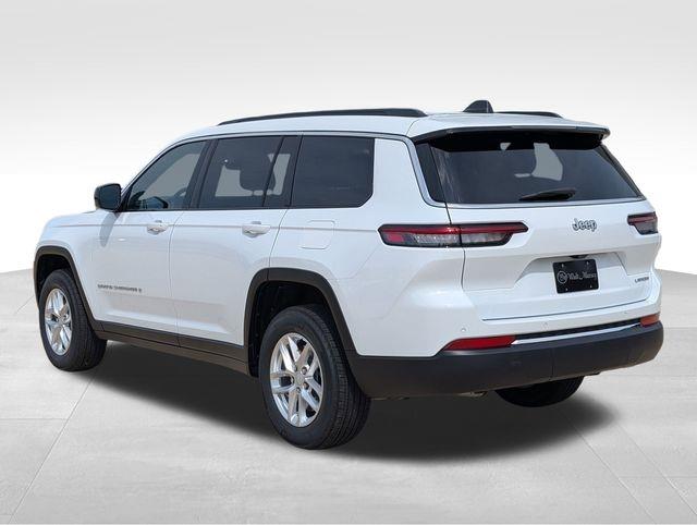 2025 Jeep Grand Cherokee Laredo X photo 3