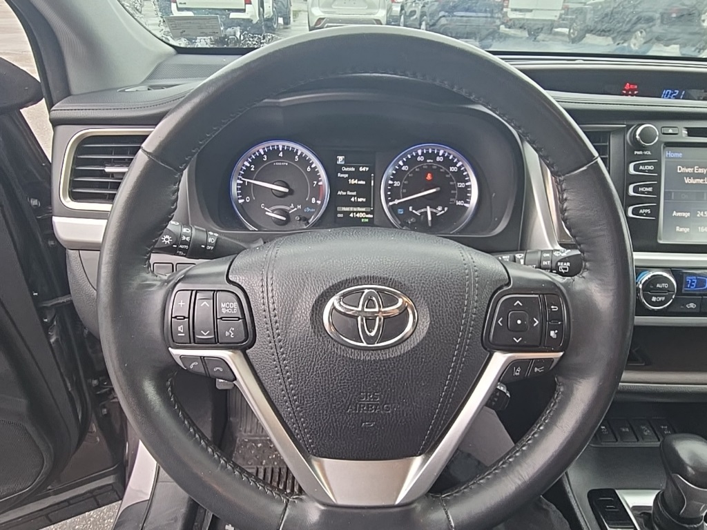 2019 Toyota Highlander XLE photo 13