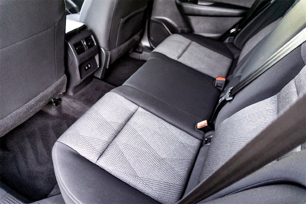 2024 Nissan Rogue SV photo 26
