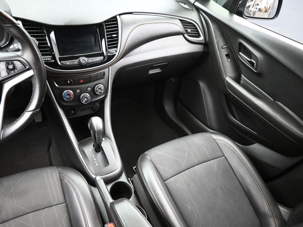 2019 Chevrolet Trax LT photo 9