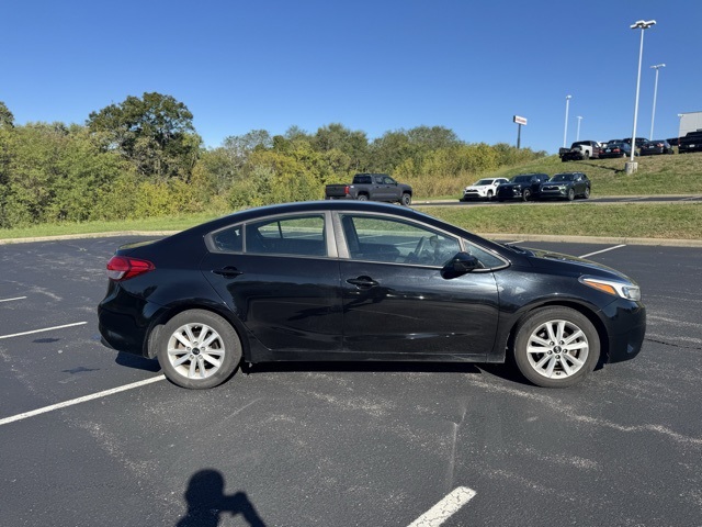 Used 2017 Kia Forte LX with VIN 3KPFL4A76HE005940 for sale in Dry Ridge, KY