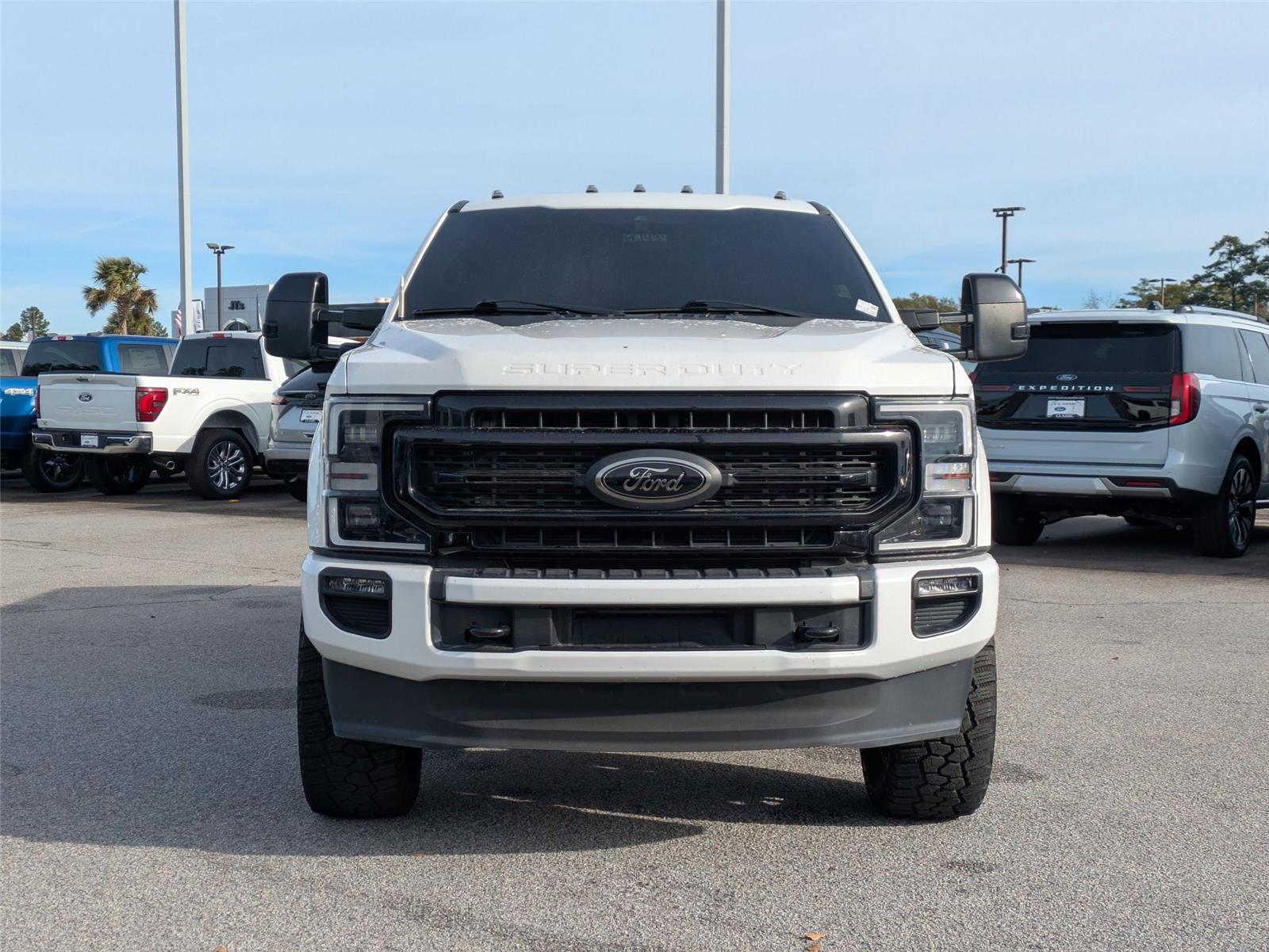 2021 Ford F-250 Lariat photo 2