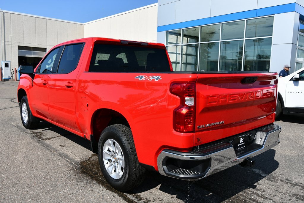 2025 Chevrolet Silverado 1500 LT photo 5
