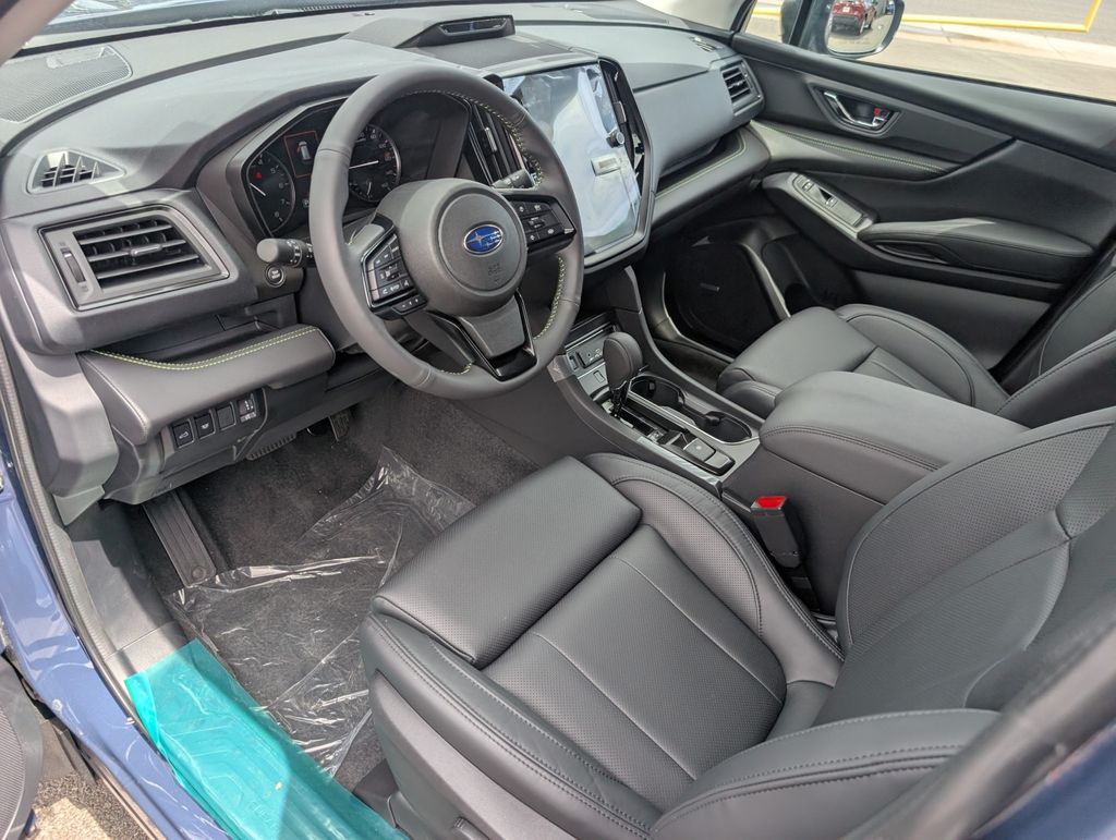 2025 Subaru Ascent Onyx Edition Touring photo 10