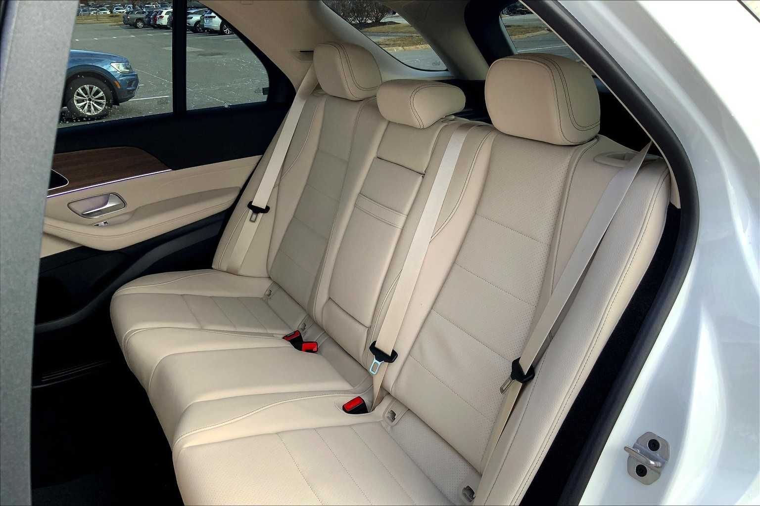 2025 Mercedes Benz GLE 350 4MATIC photo 12