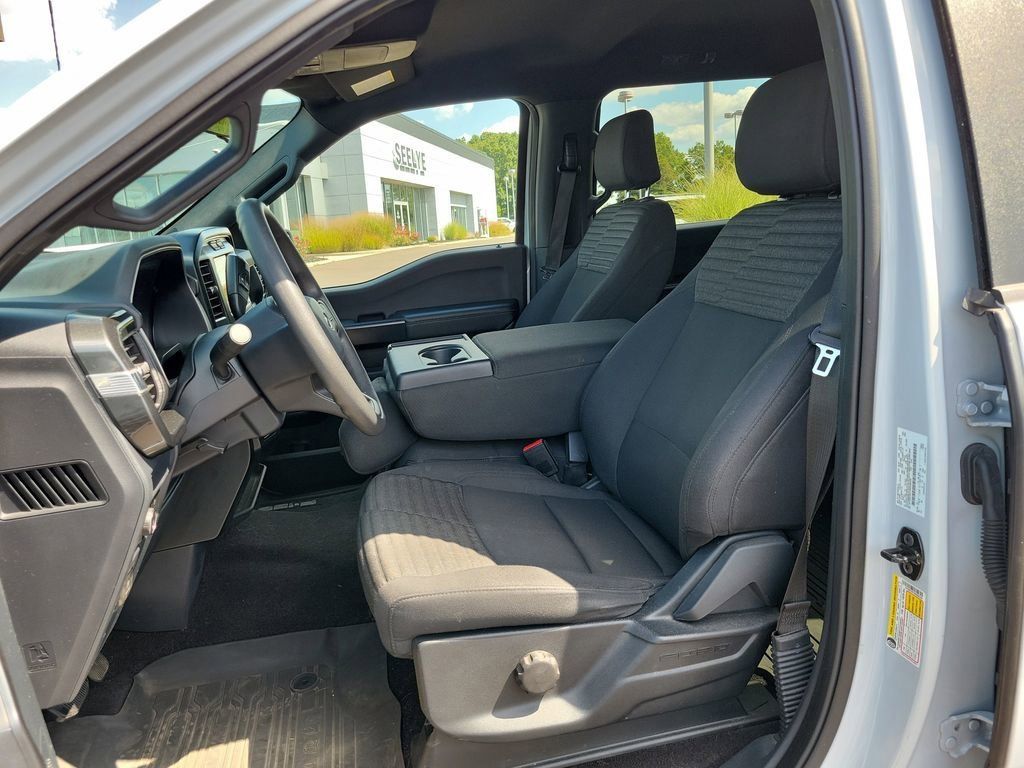 2022 Ford F-150 XL photo 8