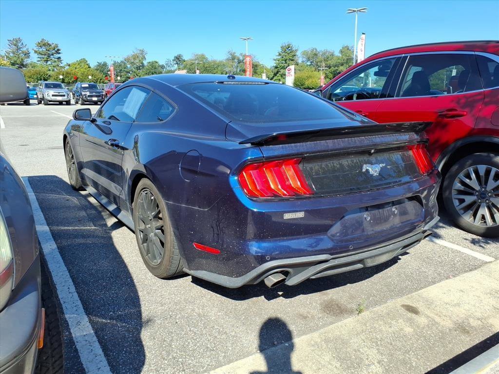 2019 Ford Mustang EcoBoost Premium photo 3