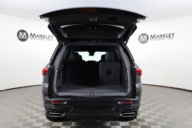 2026 Buick Enclave Sport Touring photo 3