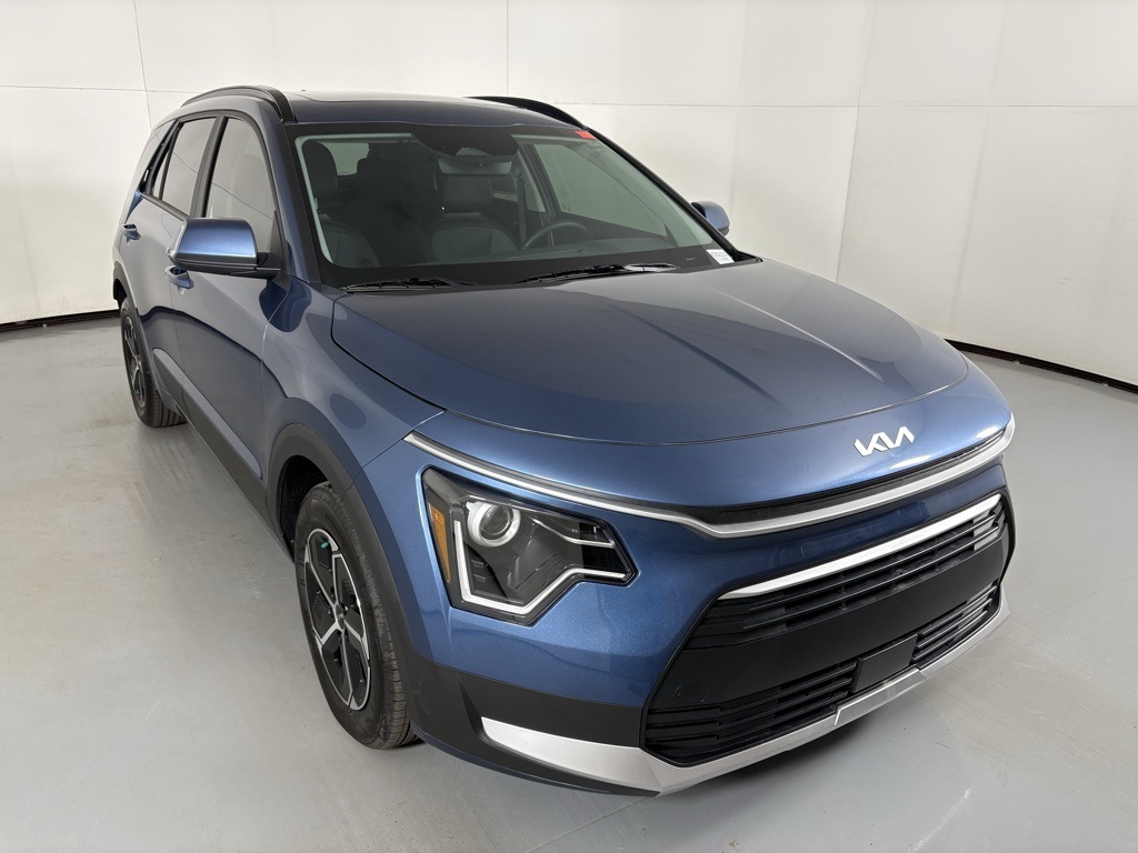 2026 Kia Niro EX photo 2