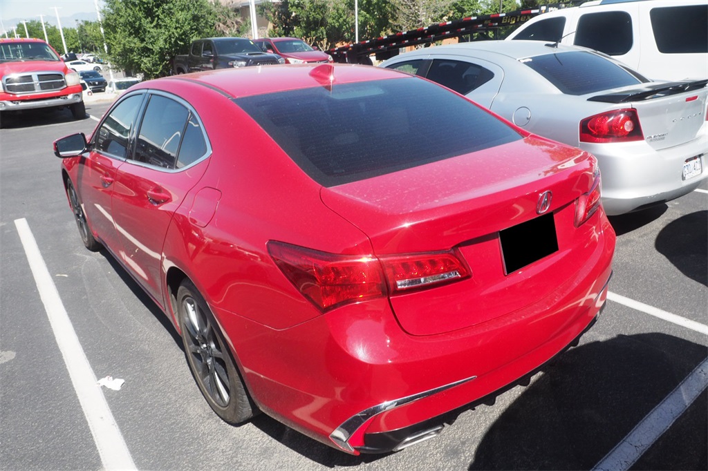 2018 Acura TLX photo 4