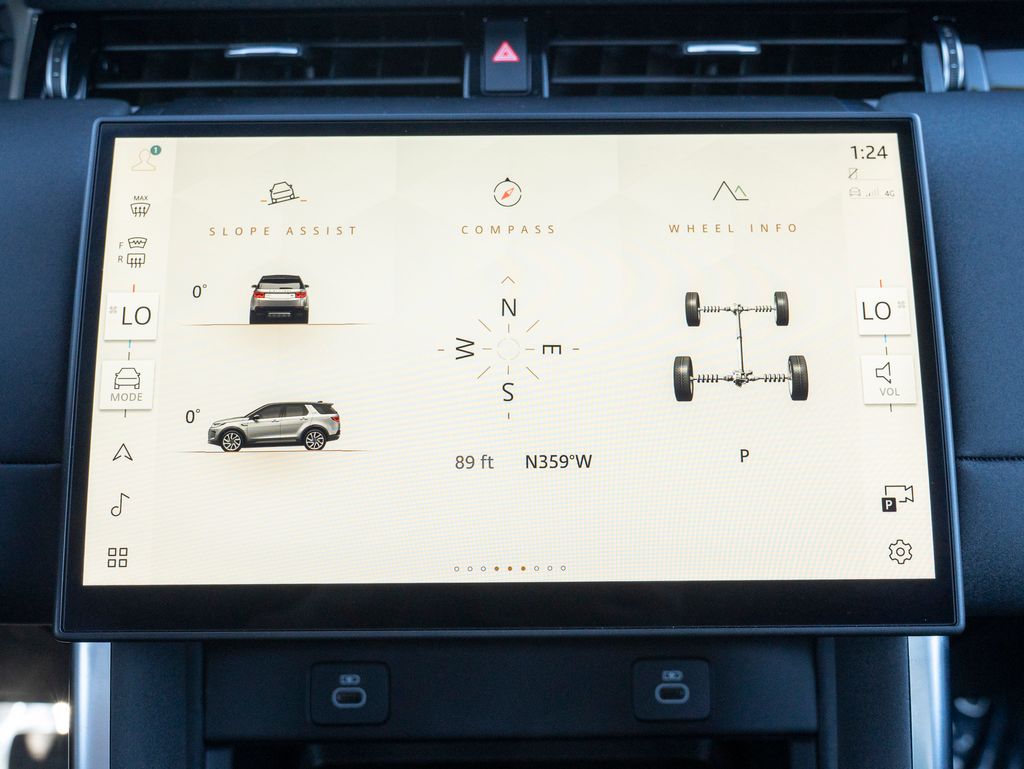 2024 Land Rover Discovery Sport S photo 20