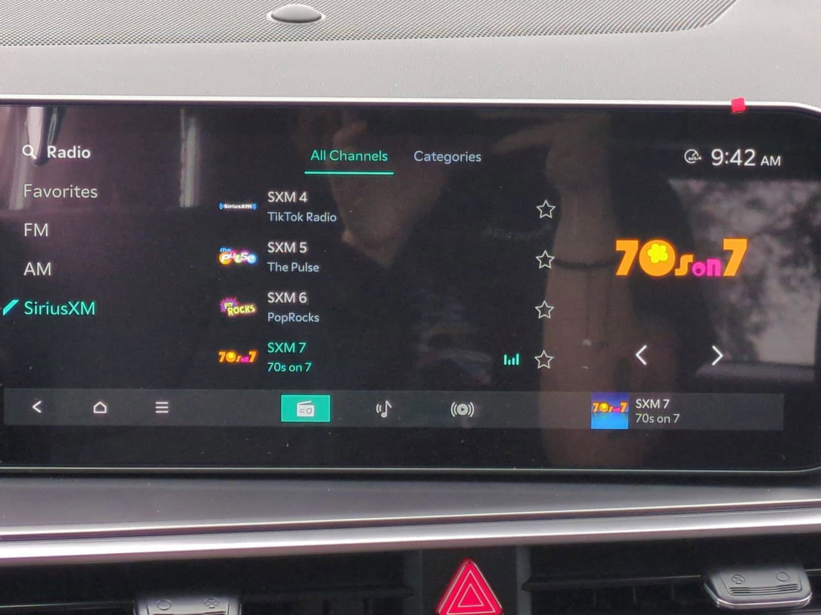 2025 Kia Sorento EX photo 21