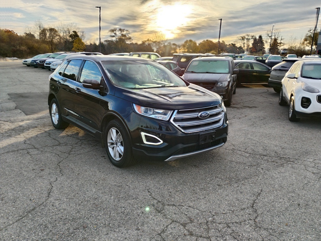 2015 Ford Edge SEL photo 4