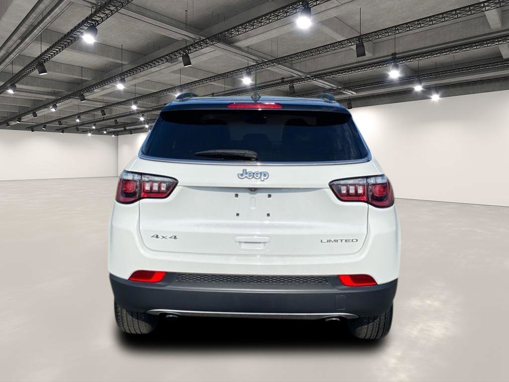 2023 Jeep Compass Limited photo 4