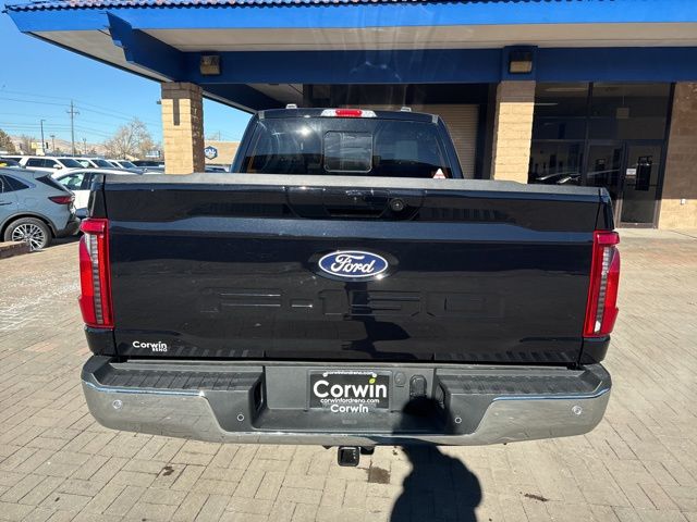 2025 Ford F-150 XLT photo 3