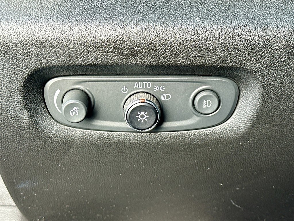 2020 Chevrolet Traverse Leather photo 10