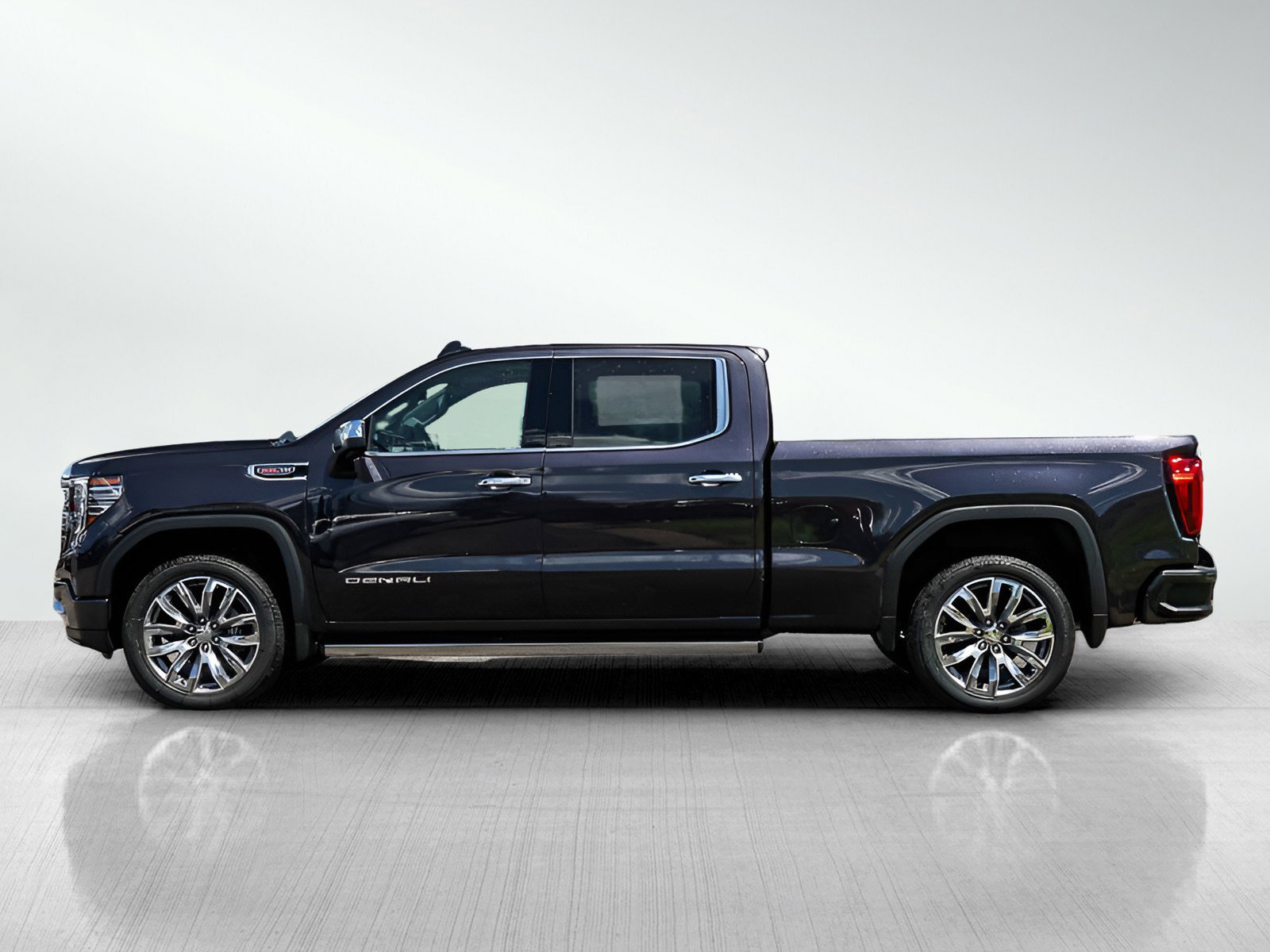 2025 Gmc Sierra 1500 Denali photo 3