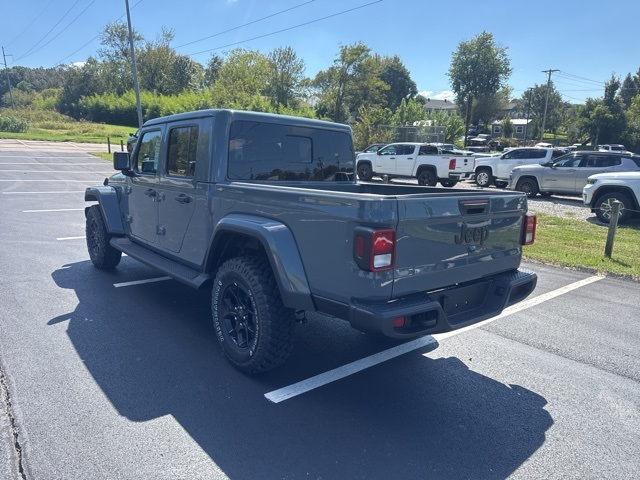 2025 Jeep Gladiator Sport photo 2