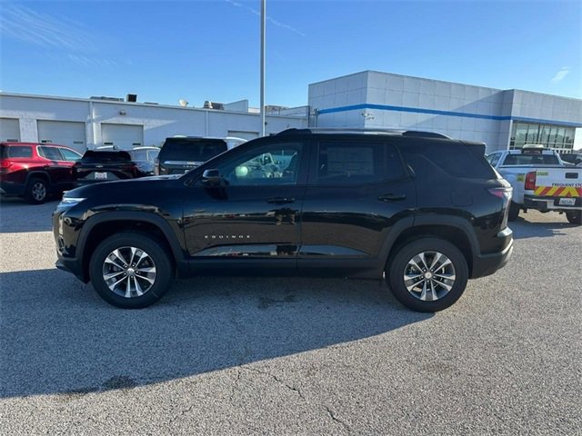 2026 Chevrolet Equinox LT photo 2