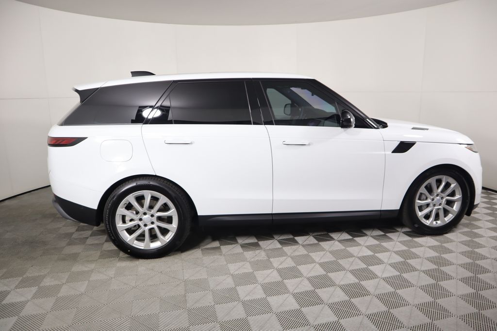 2025 Land Rover Range Rover Sport P360 S photo 3