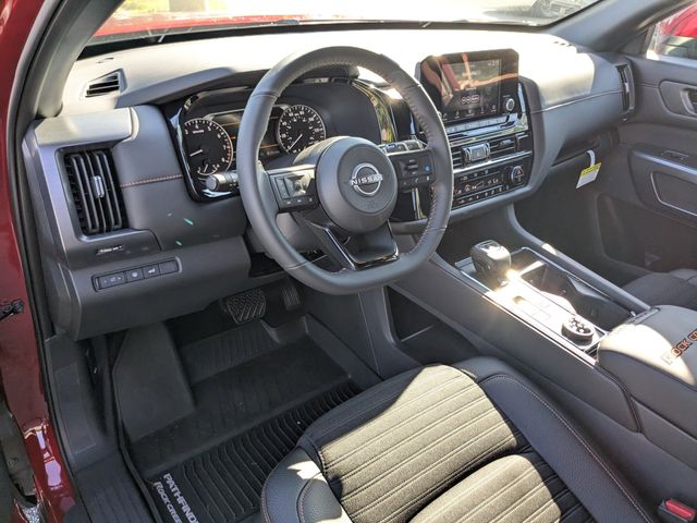 2025 Nissan Pathfinder Rock Creek photo 15