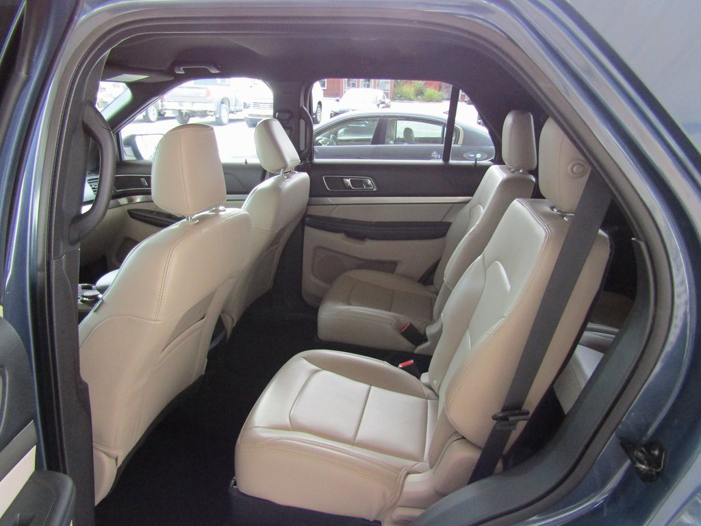 2019 Ford Explorer XLT photo 31