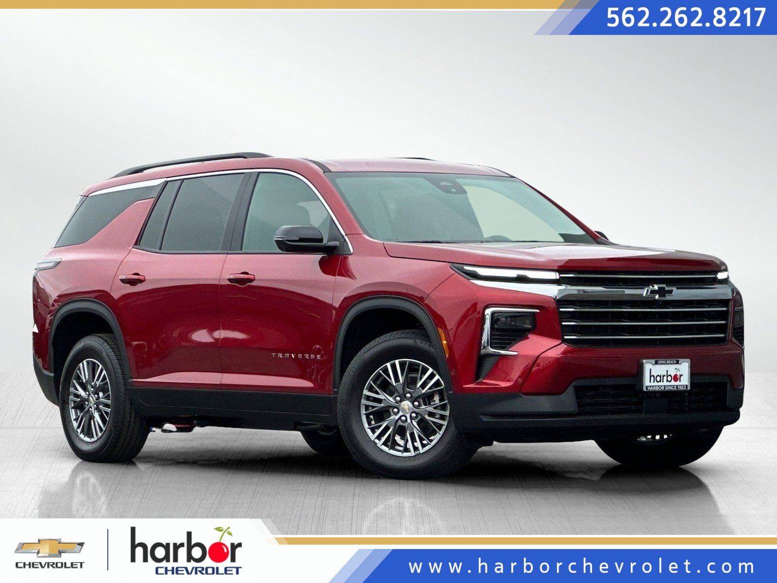 2025 Chevrolet Traverse LT's photo