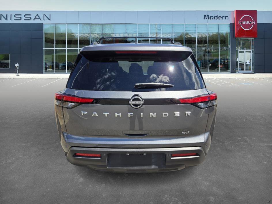 2024 Nissan Pathfinder SV photo 6