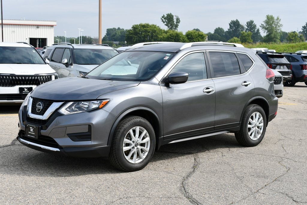 Used 2020 Nissan Rogue SV with VIN JN8AT2MV1LW114088 for sale in Rochester, Minnesota
