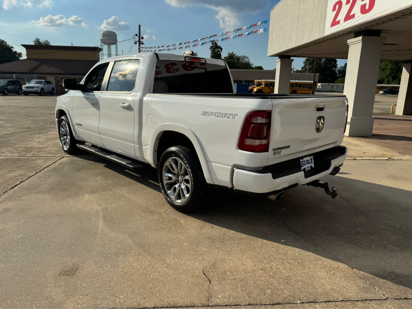2021 Ram 1500 Laramie photo 2