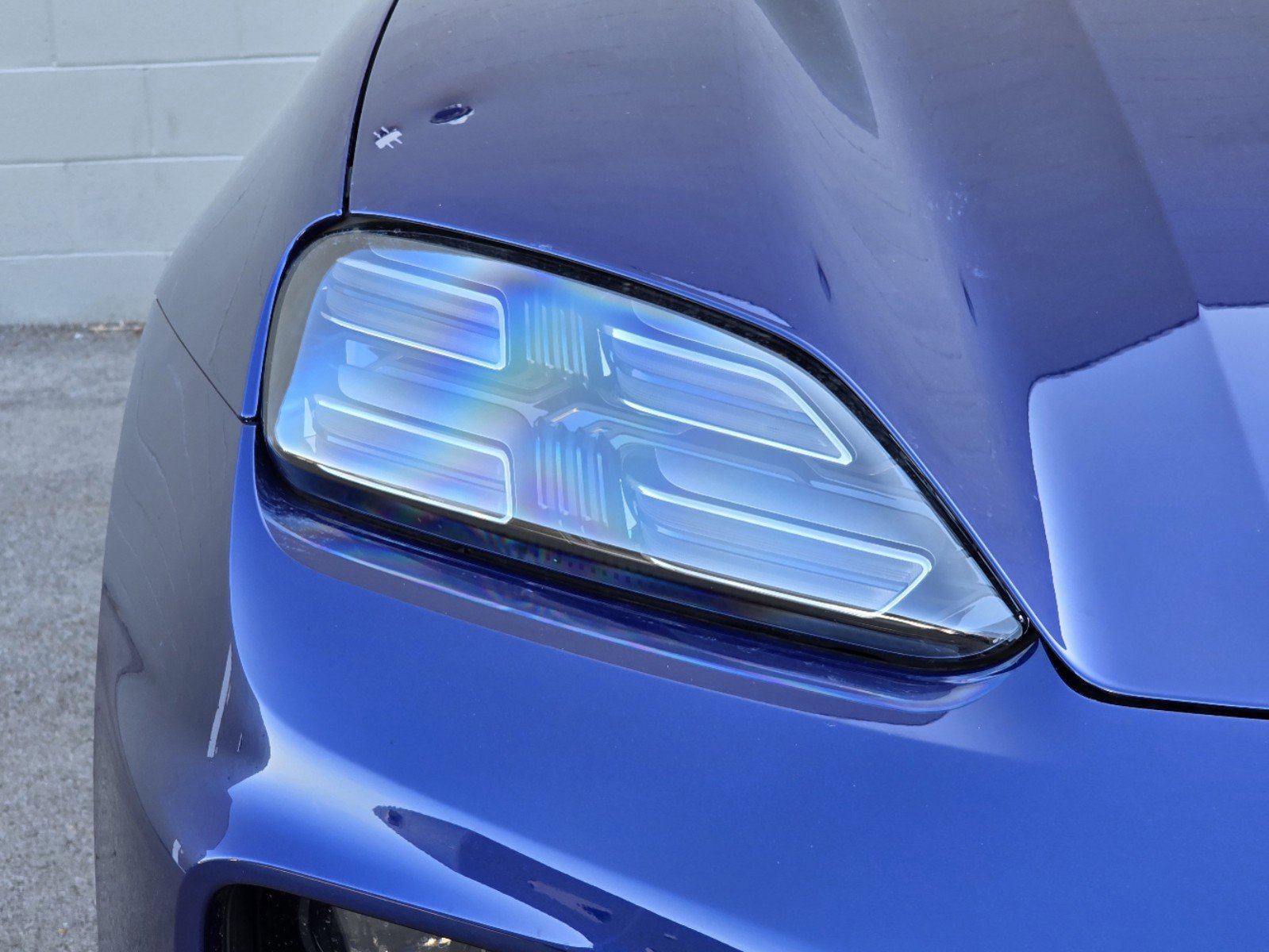 2024 Porsche Macan Electric 4 photo 11