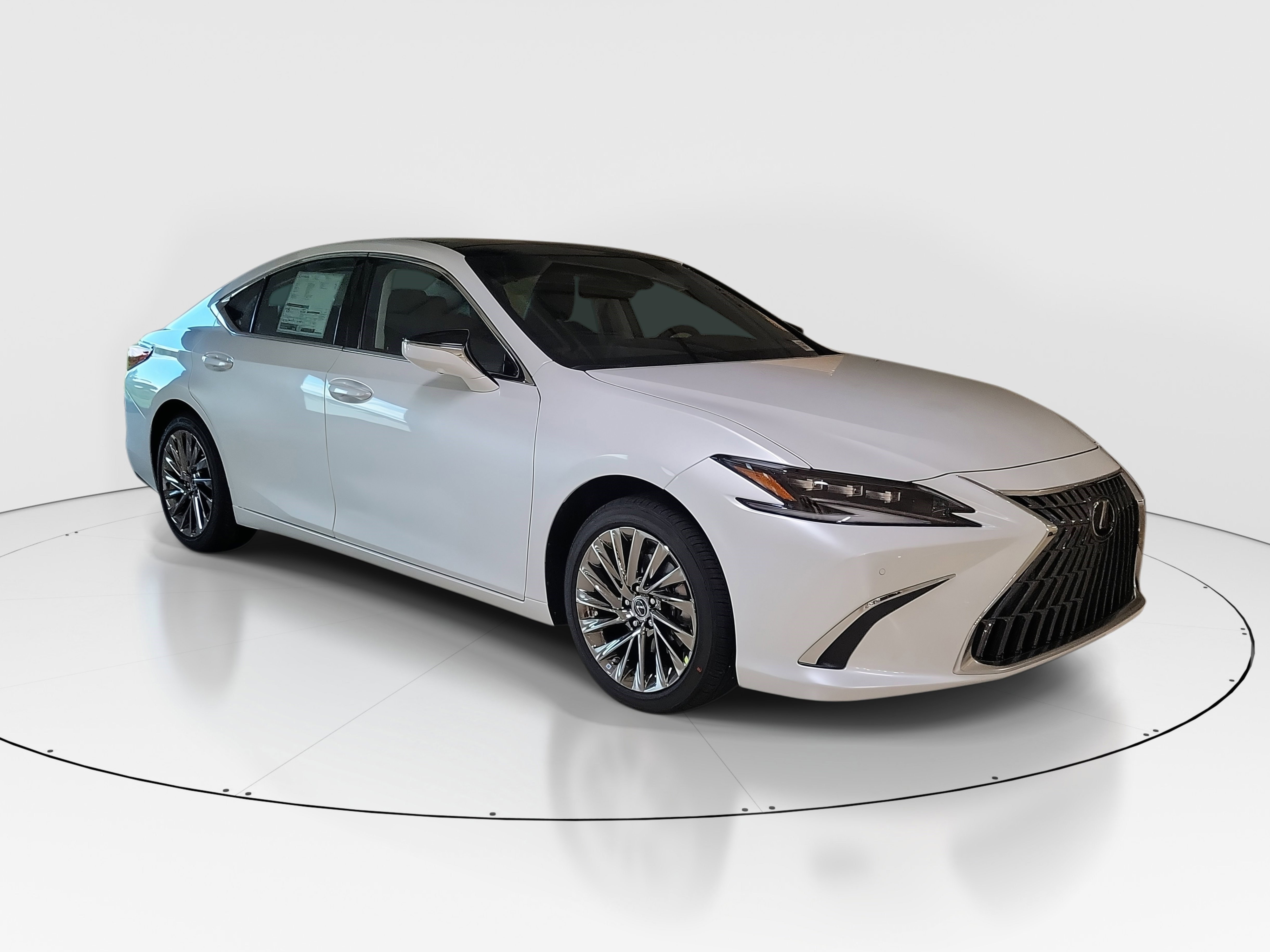 2025 Lexus ES 350 Ultra Luxury's photo