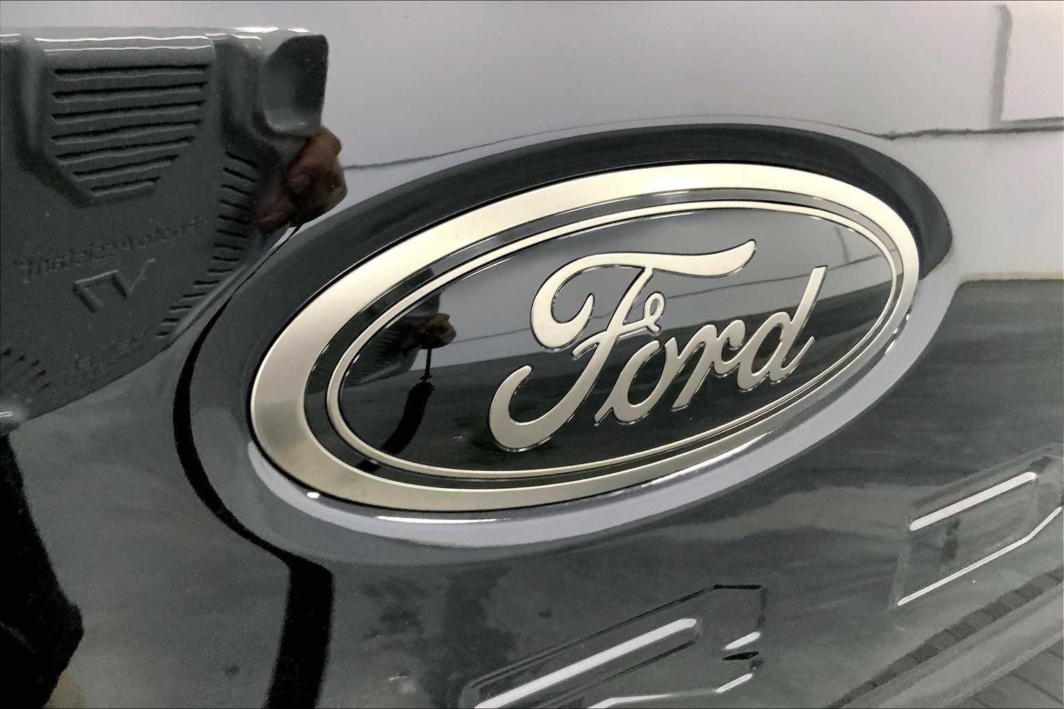 2025 Ford F-250 Super Duty Lariat - Photo 12