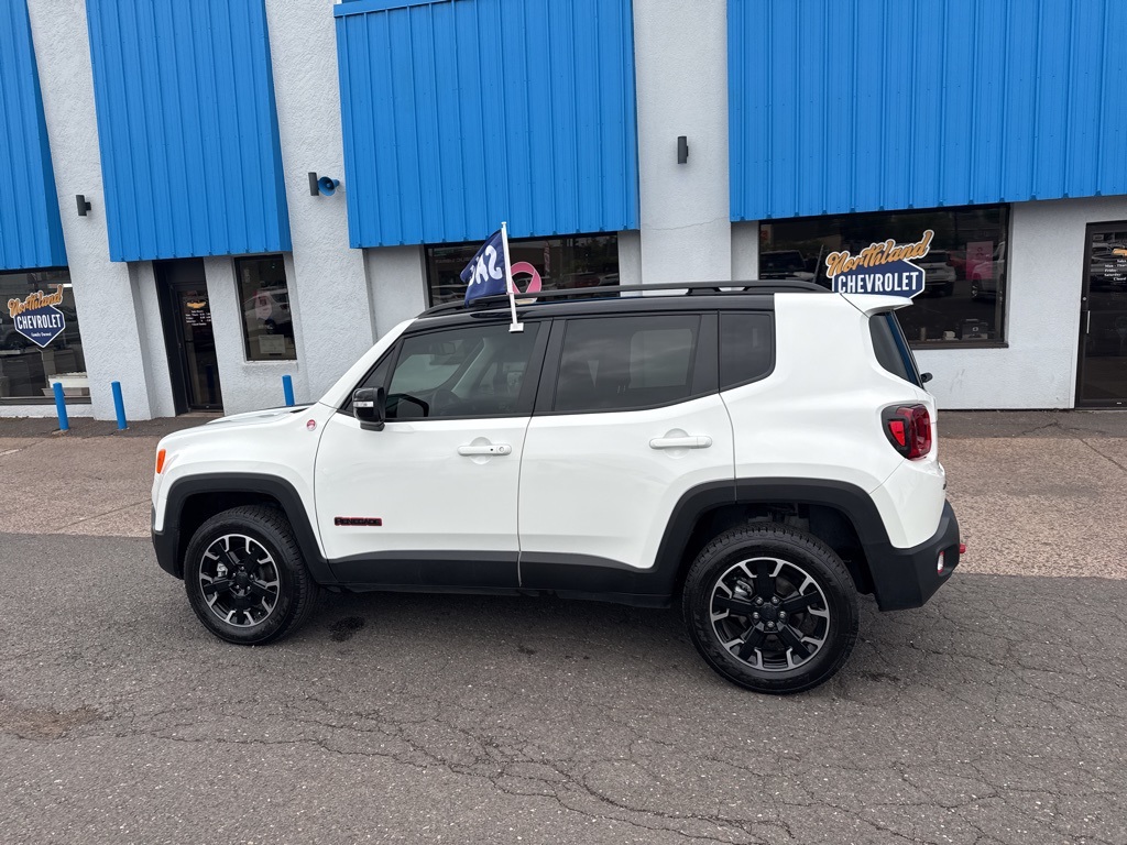 2023 Jeep Renegade Trailhawk photo 15