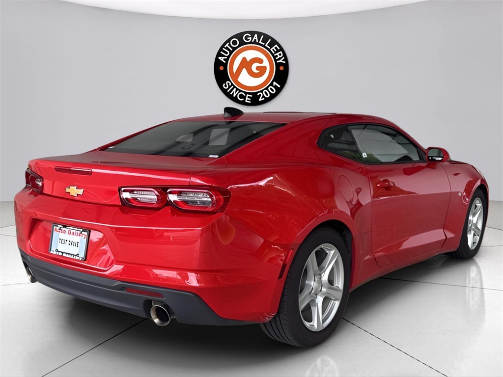 2023 Chevrolet Camaro 1LT photo 5
