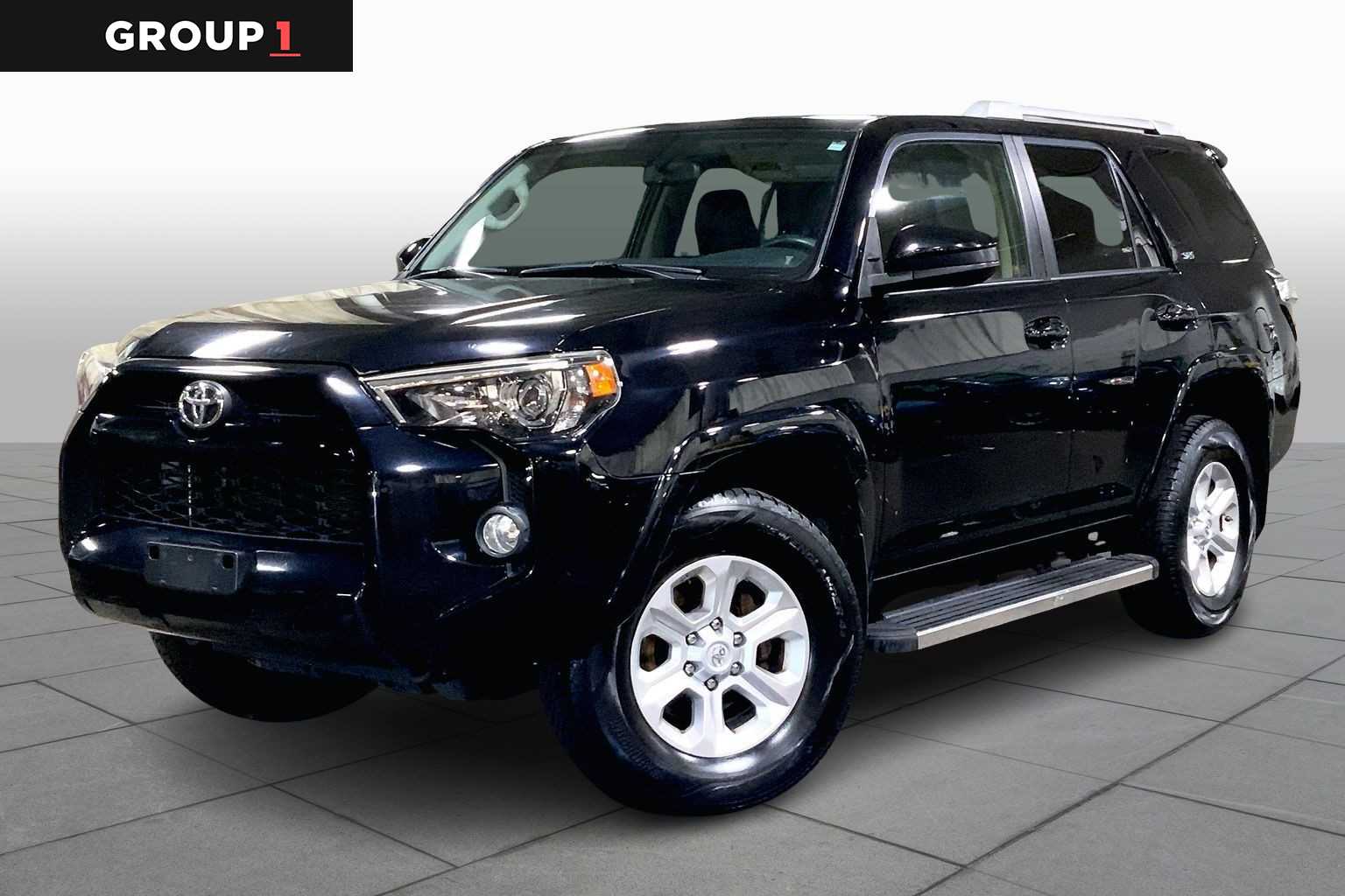 2018 Toyota 4Runner SR5's photo