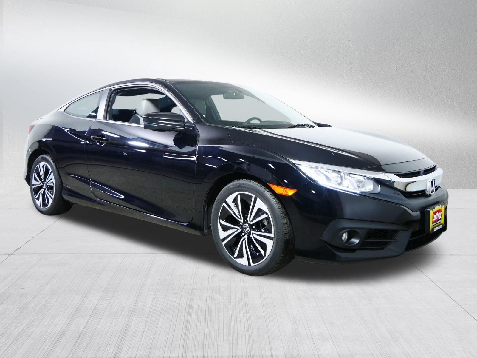 2018 Honda Civic EX-T's photo