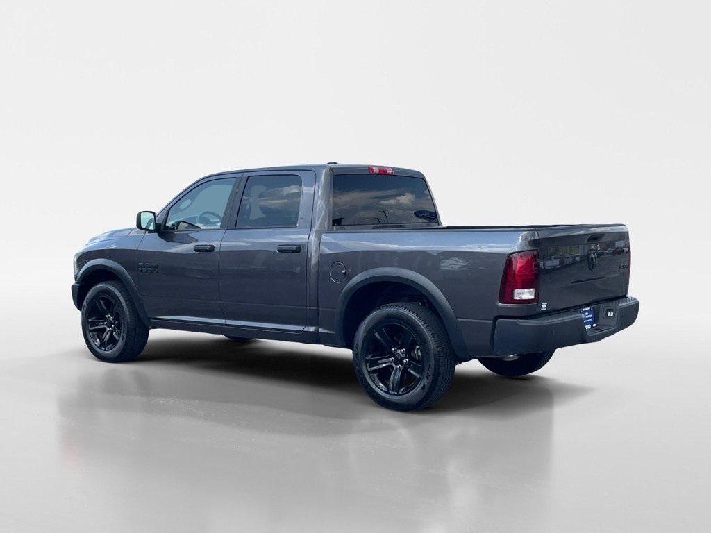 2024 Ram 1500 Classic Warlock photo 3