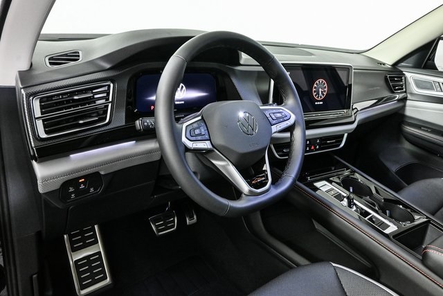 2025 Volkswagen Atlas Peak Edition Technology photo 4