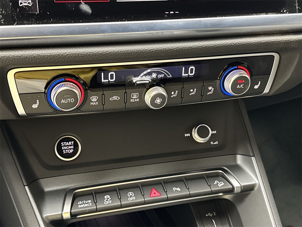 2025 Audi Q3 Premium S line photo 17