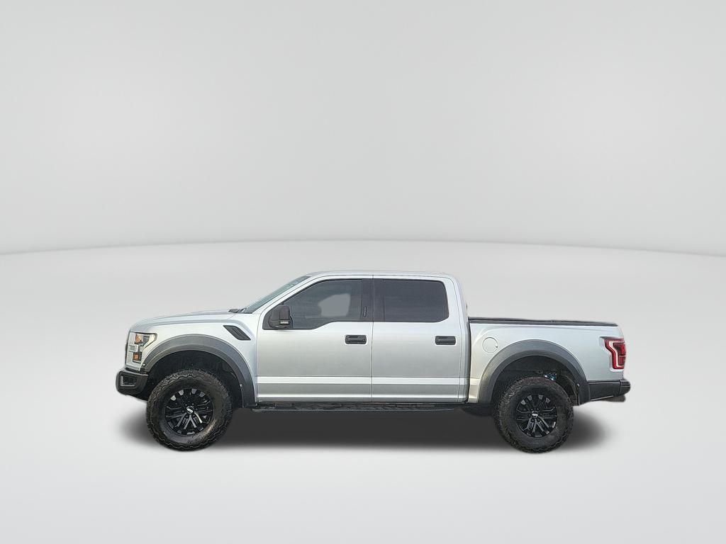 2017 Ford F-150 Raptor photo 2