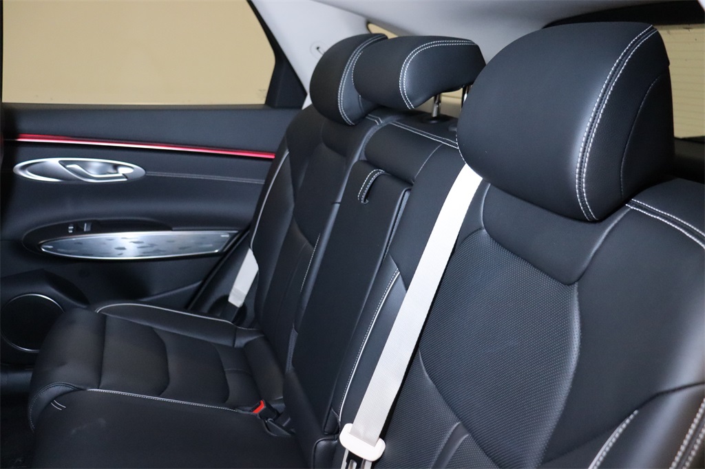 2026 Genesis Electrified GV70 photo 9