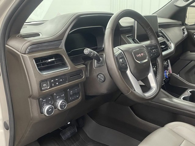 2023 Gmc Yukon SLT photo 16
